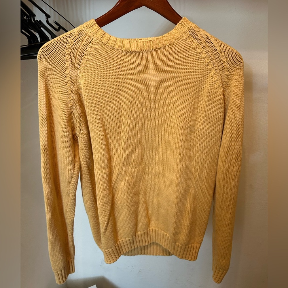 Crew neck knitted sweater